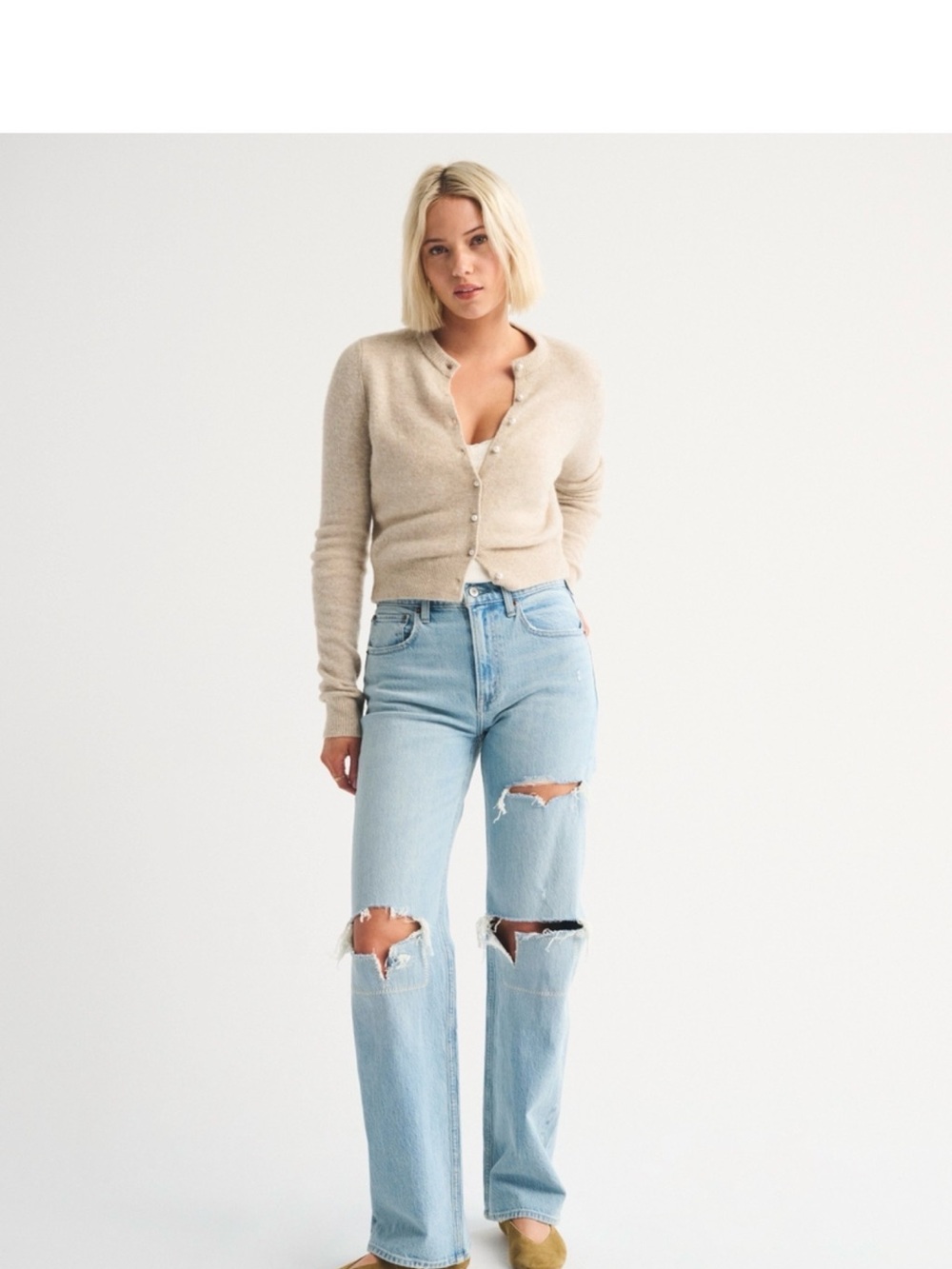 Abercrombie & Fitch  High-Rise 90s Ripped Straight Jeans